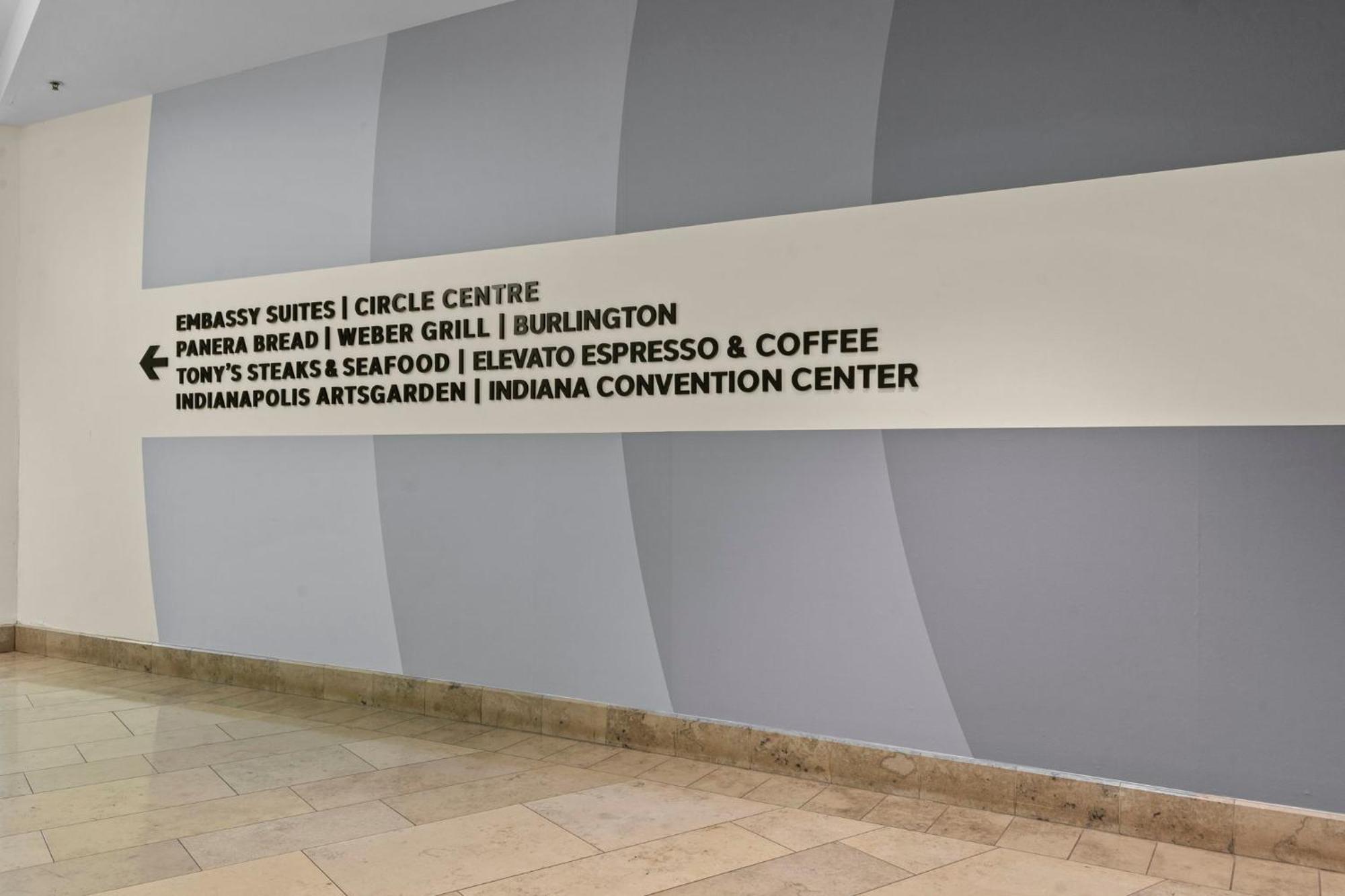 Indy Urban Stay - Skywalk - Sleeps 8 - Downtown - Stadium Indianapolis Exterior photo